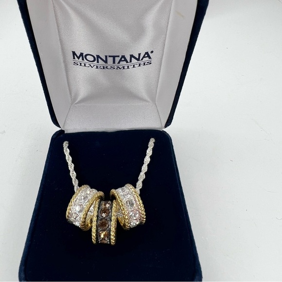 Montana Silversmiths Crystal Shine Three Ring Necklace Topaz, Cubic Zirconia 19” - Picture 3 of 5